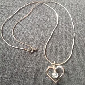Elegant Gold Heart Diamond Pendant Necklace